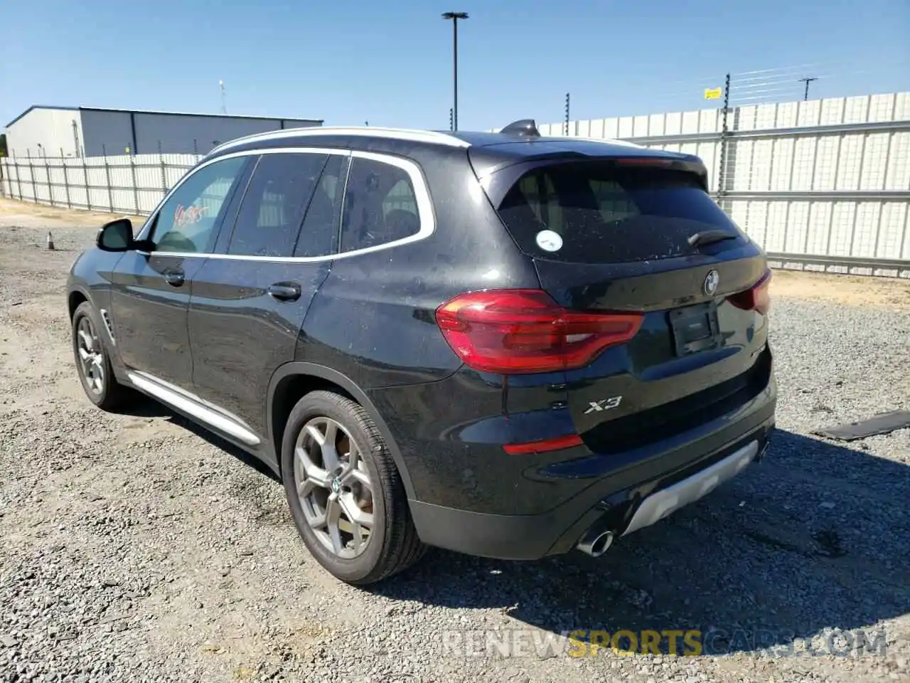 3 Photograph of a damaged car 5UXTY5C07LLT33117 BMW X3 2020