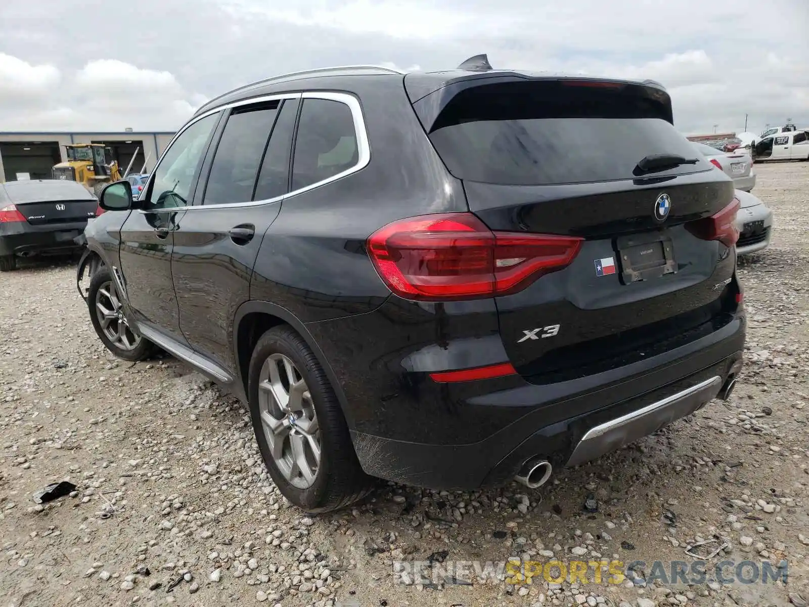 3 Photograph of a damaged car 5UXTY5C07LLT34767 BMW X3 2020