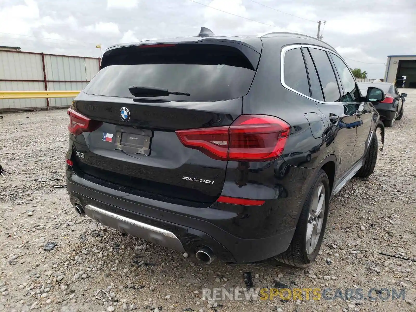 4 Photograph of a damaged car 5UXTY5C07LLT34767 BMW X3 2020