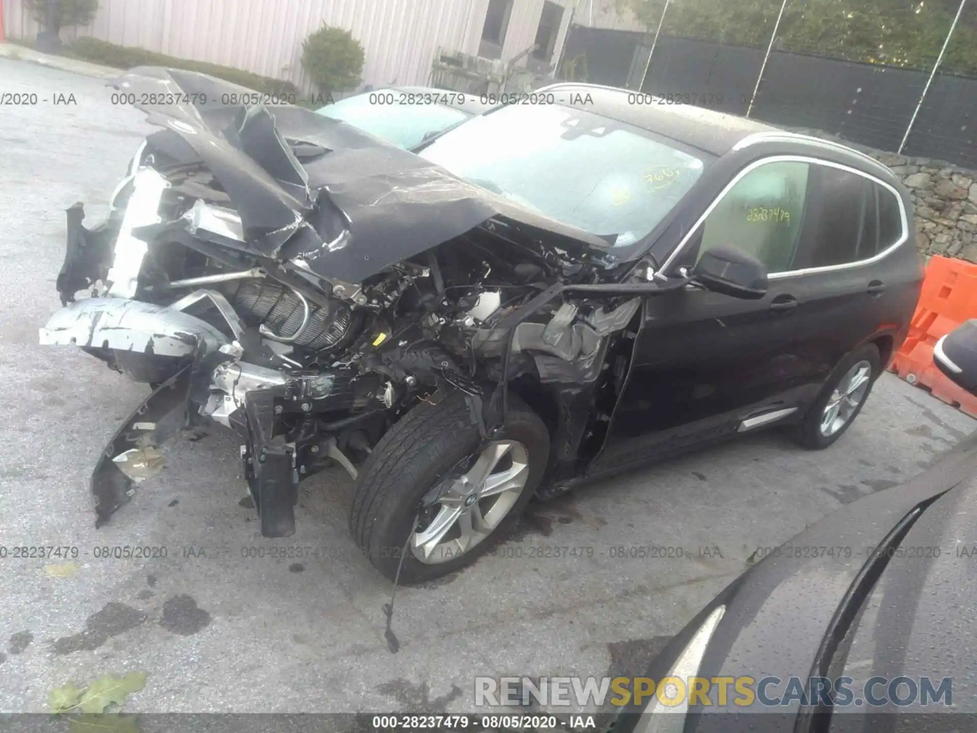 2 Photograph of a damaged car 5UXTY5C07LLT37037 BMW X3 2020