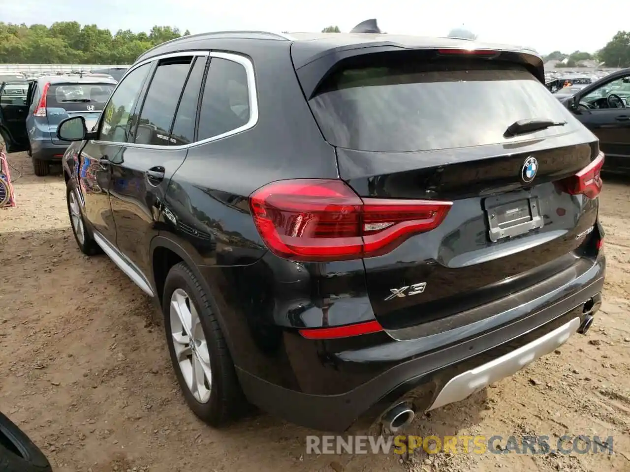 3 Photograph of a damaged car 5UXTY5C08L9B01089 BMW X3 2020