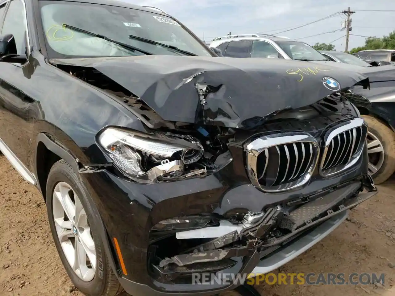 9 Photograph of a damaged car 5UXTY5C08L9B01089 BMW X3 2020