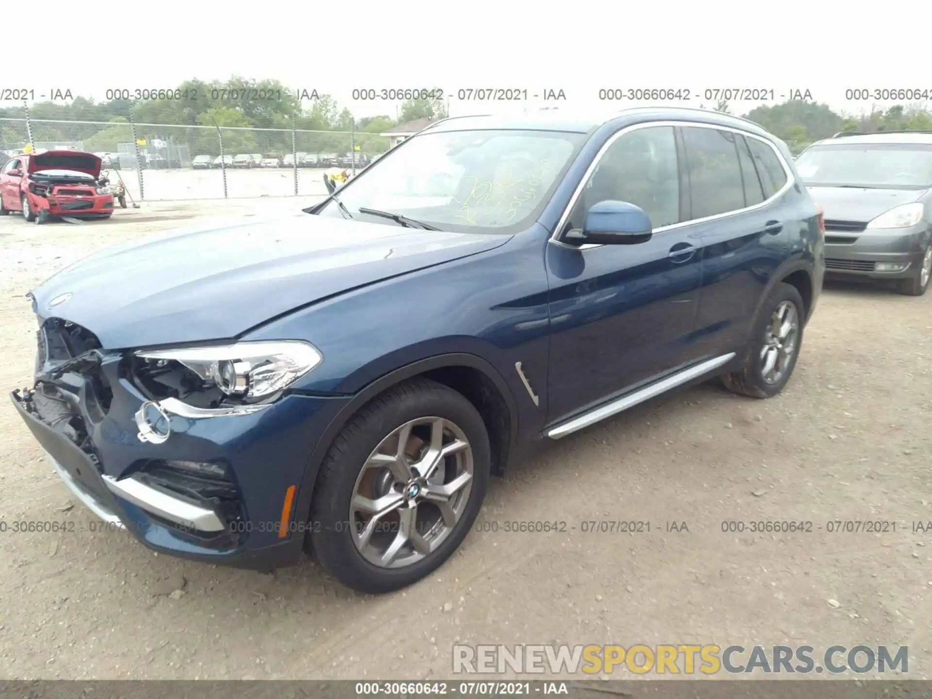 2 Photograph of a damaged car 5UXTY5C08L9B77444 BMW X3 2020