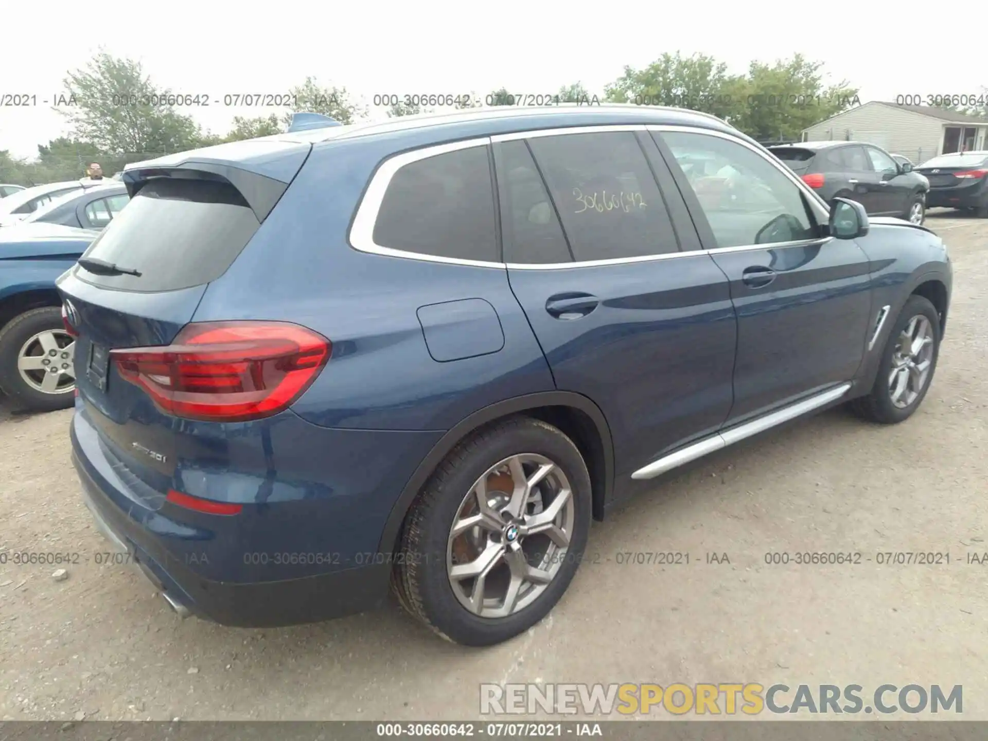 4 Фотография поврежденного автомобиля 5UXTY5C08L9B77444 BMW X3 2020