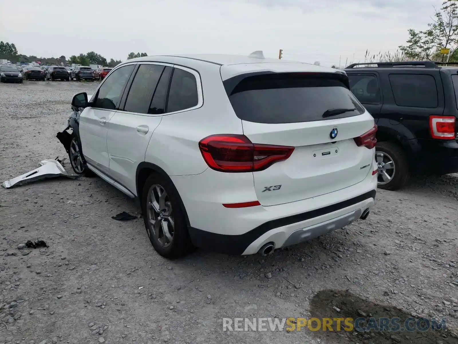 3 Photograph of a damaged car 5UXTY5C08L9D44675 BMW X3 2020