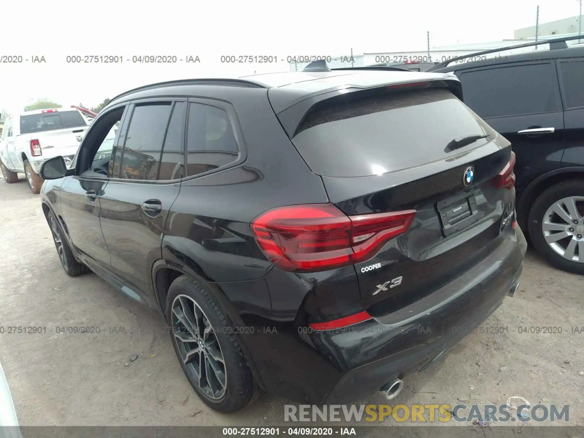 3 Photograph of a damaged car 5UXTY5C09L9B37535 BMW X3 2020