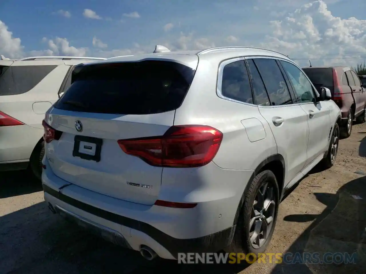 4 Фотография поврежденного автомобиля 5UXTY5C09L9C73213 BMW X3 2020