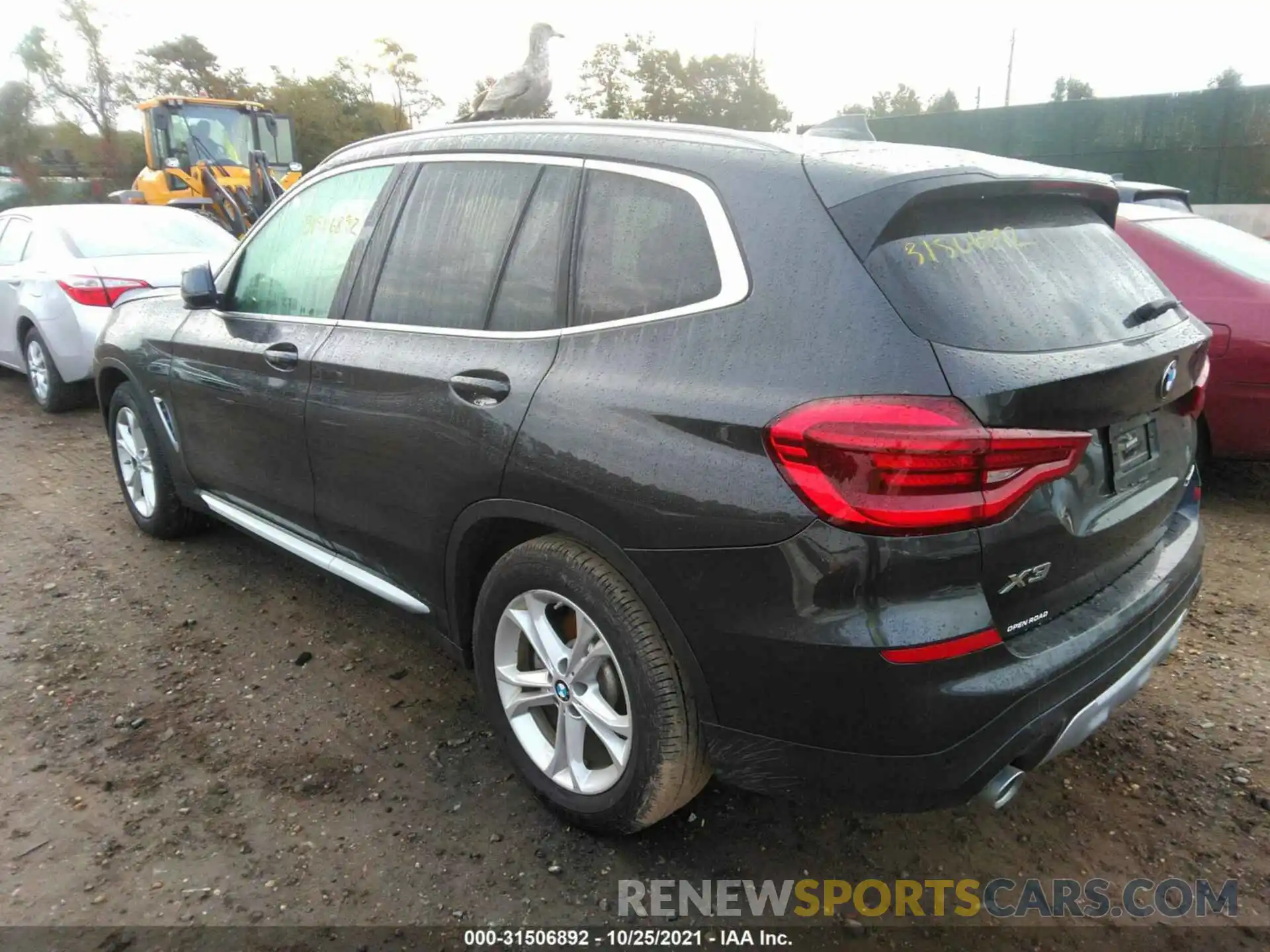 3 Photograph of a damaged car 5UXTY5C09L9D37153 BMW X3 2020