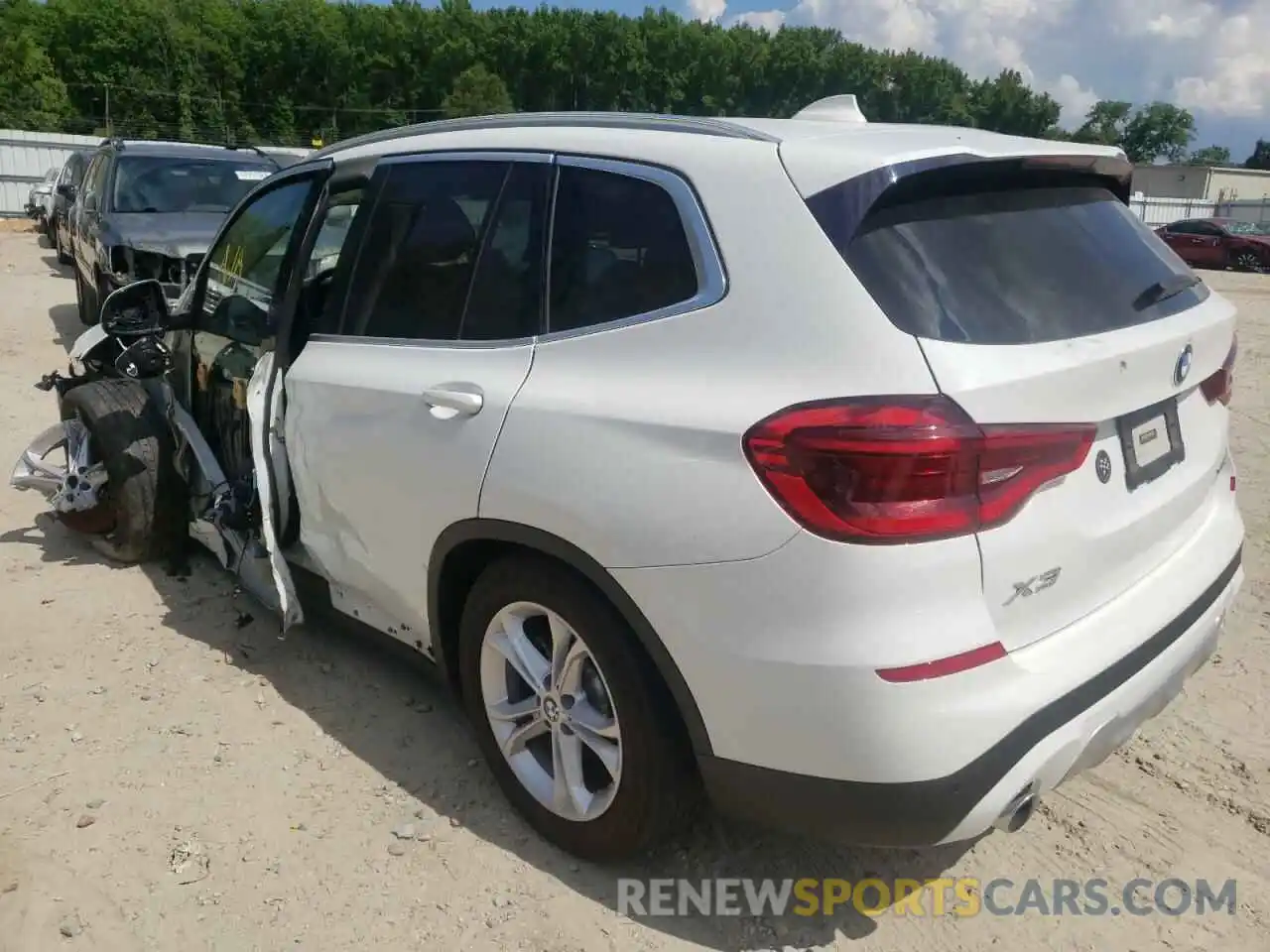 3 Photograph of a damaged car 5UXTY5C09L9D58519 BMW X3 2020