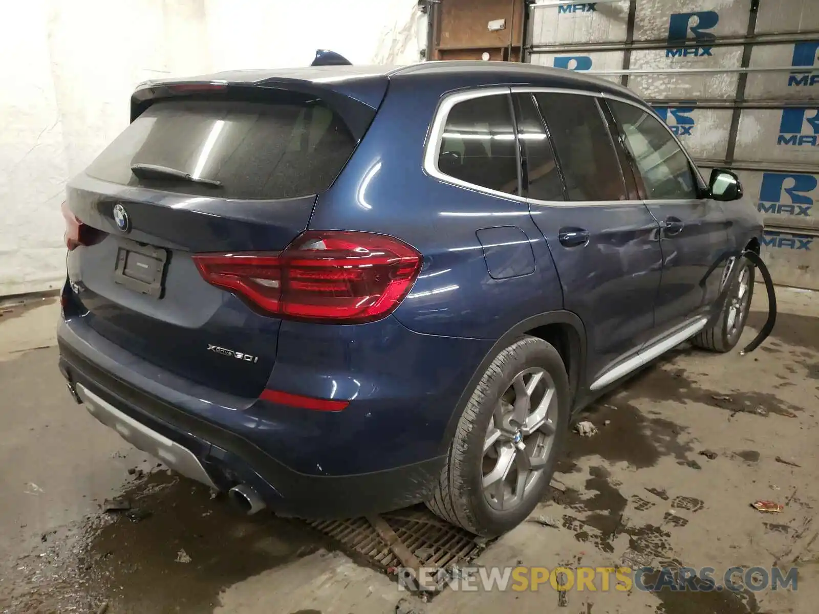 4 Фотография поврежденного автомобиля 5UXTY5C09L9D68676 BMW X3 2020