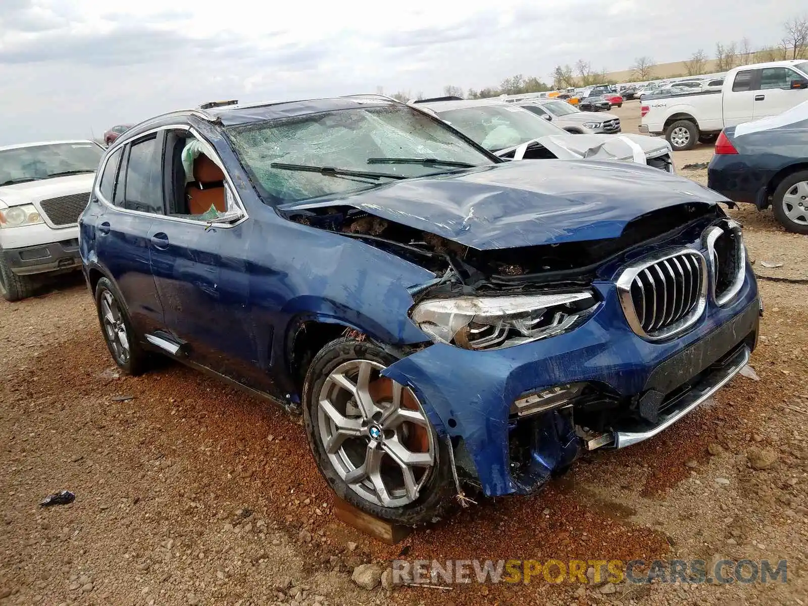 1 Photograph of a damaged car 5UXTY5C09LLT32941 BMW X3 2020