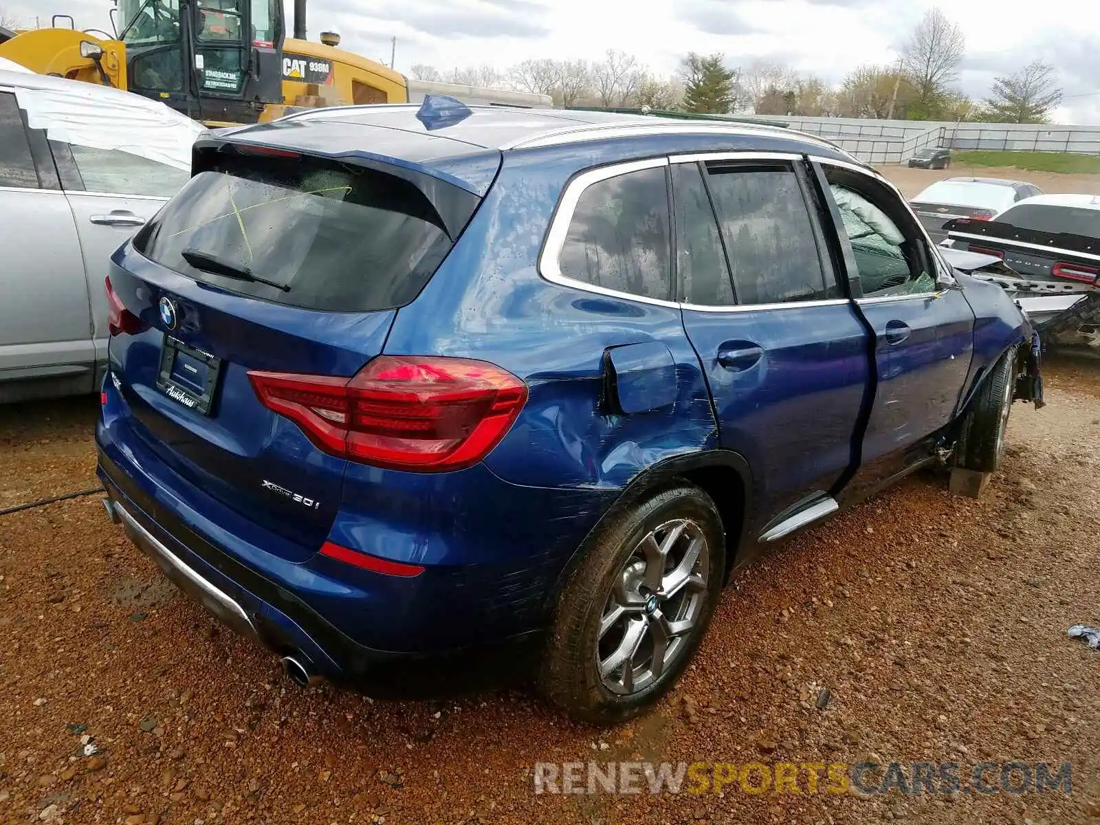 4 Photograph of a damaged car 5UXTY5C09LLT32941 BMW X3 2020