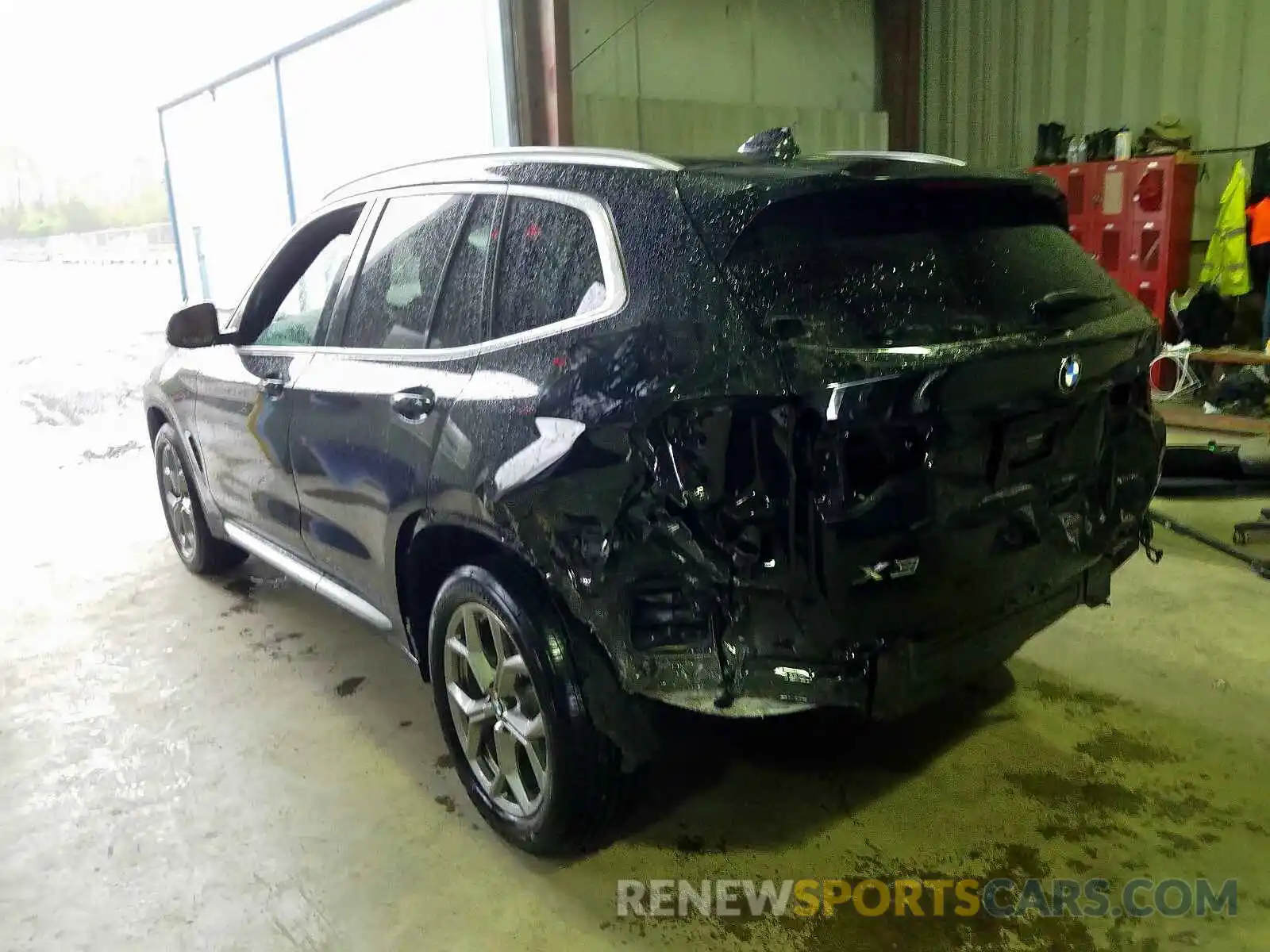 3 Photograph of a damaged car 5UXTY5C09LLT33622 BMW X3 2020