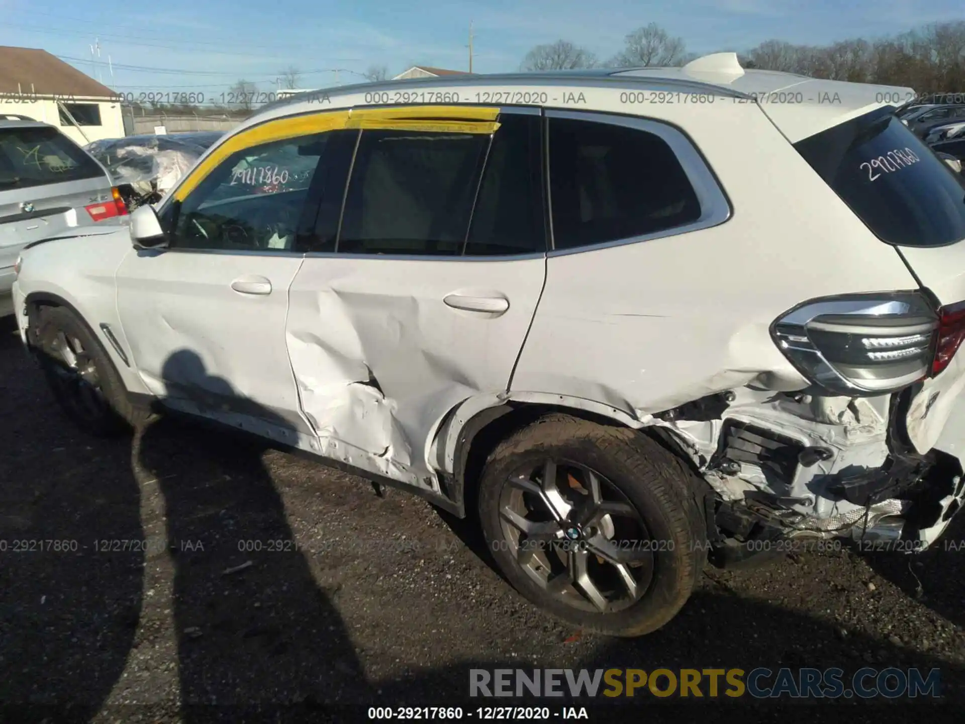 6 Photograph of a damaged car 5UXTY5C09LLT35001 BMW X3 2020