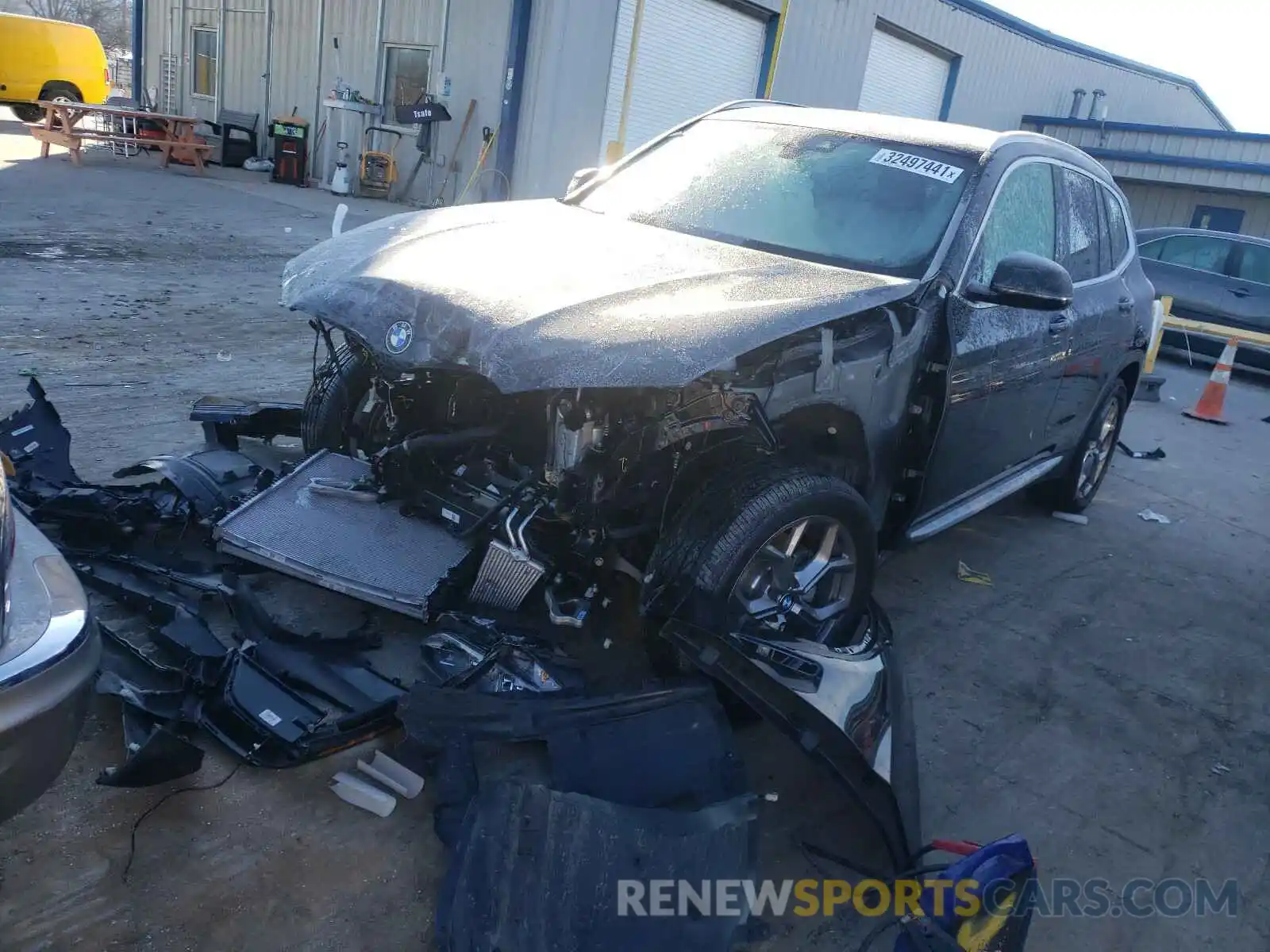 2 Photograph of a damaged car 5UXTY5C0XL9B65442 BMW X3 2020