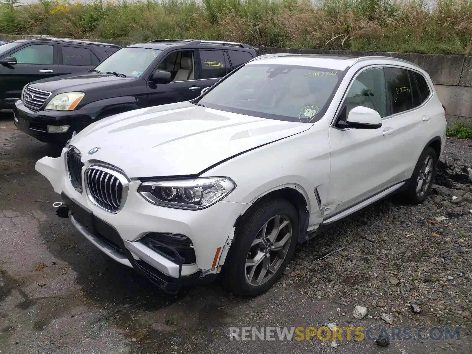 2 Photograph of a damaged car 5UXTY5C0XL9D03660 BMW X3 2020