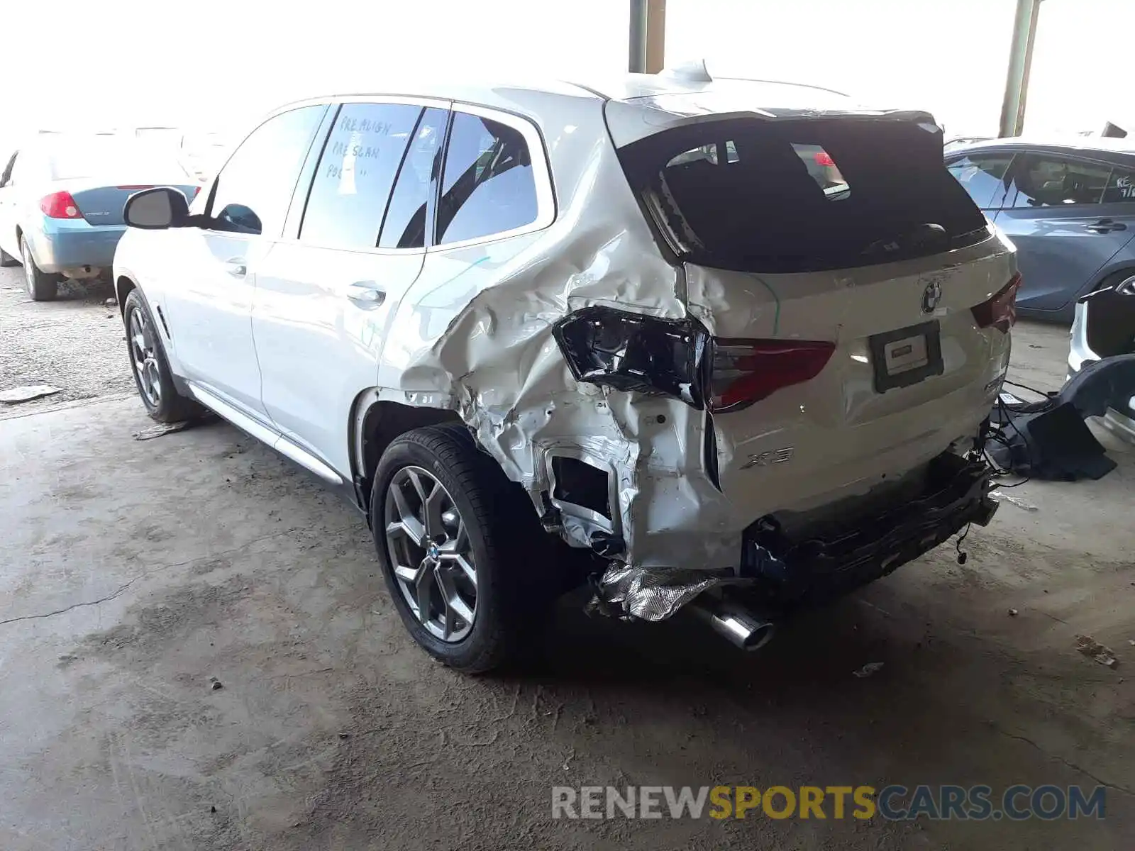 3 Photograph of a damaged car 5UXTY5C0XL9D47738 BMW X3 2020