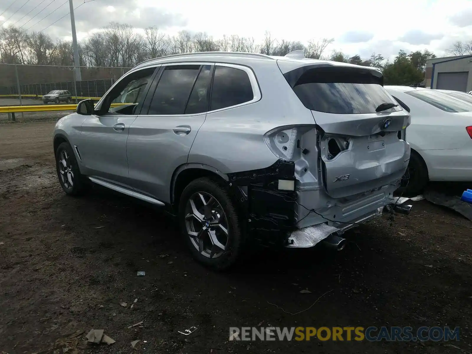 3 Photograph of a damaged car 5UXTY5C0XLLT34469 BMW X3 2020