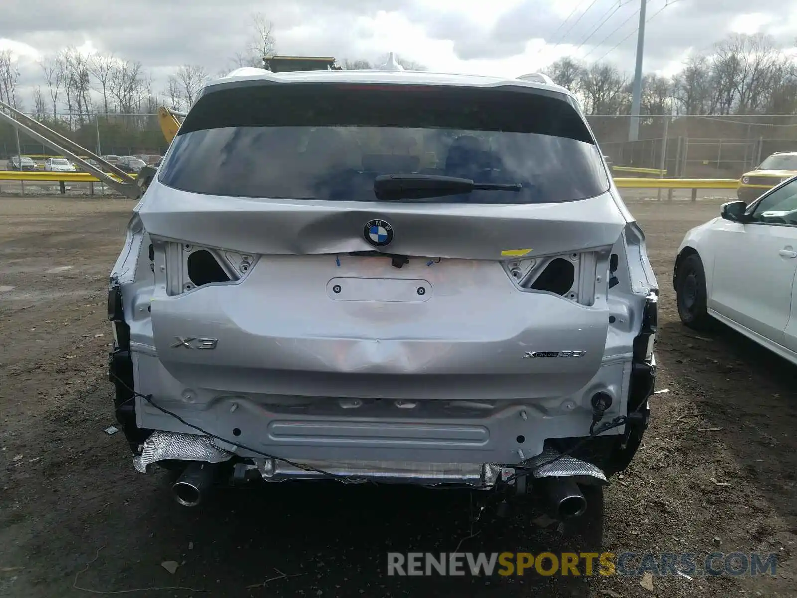 9 Photograph of a damaged car 5UXTY5C0XLLT34469 BMW X3 2020