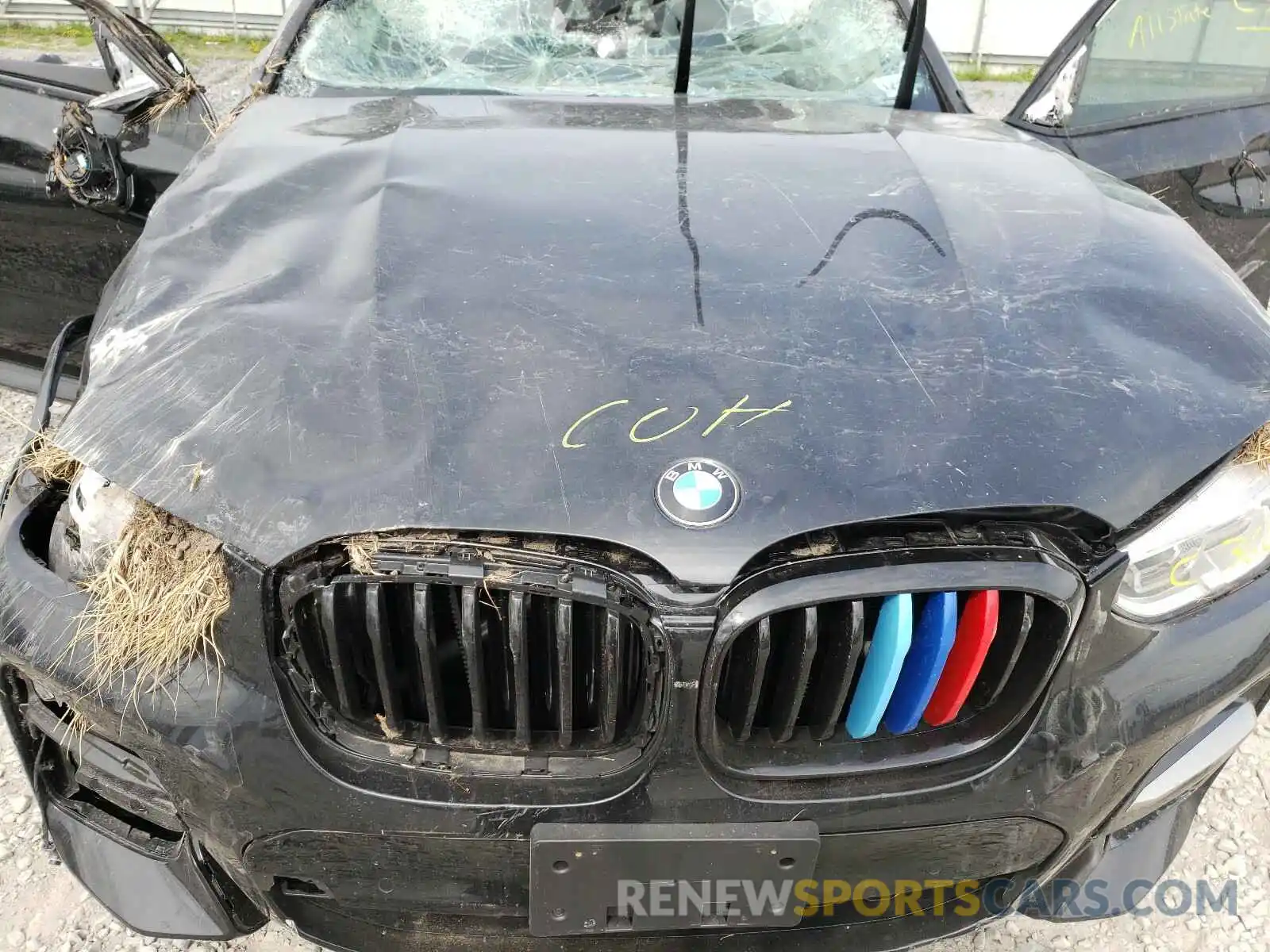 7 Photograph of a damaged car 5UXTY9C01L9B01510 BMW X3 2020