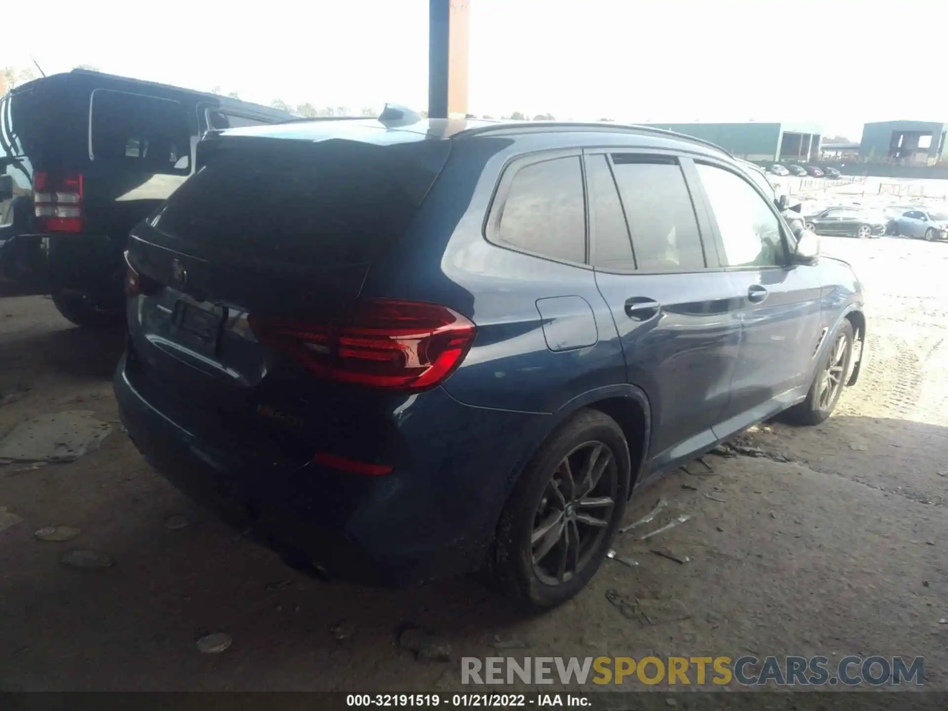 4 Фотография поврежденного автомобиля 5UXTY9C01LLE60083 BMW X3 2020