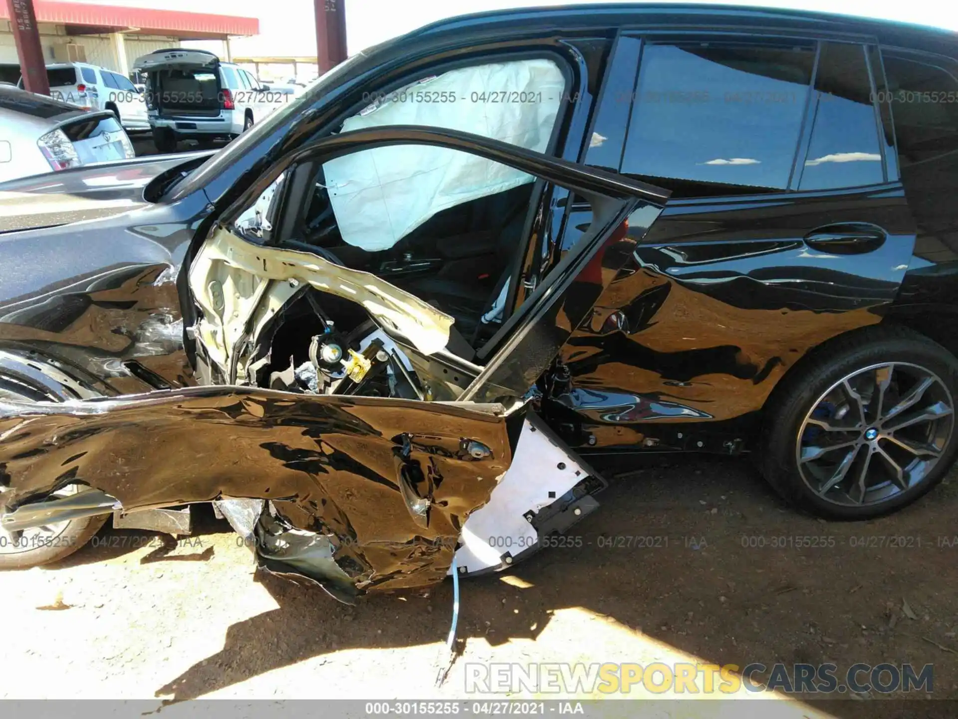 6 Photograph of a damaged car 5UXTY9C02L9B08465 BMW X3 2020