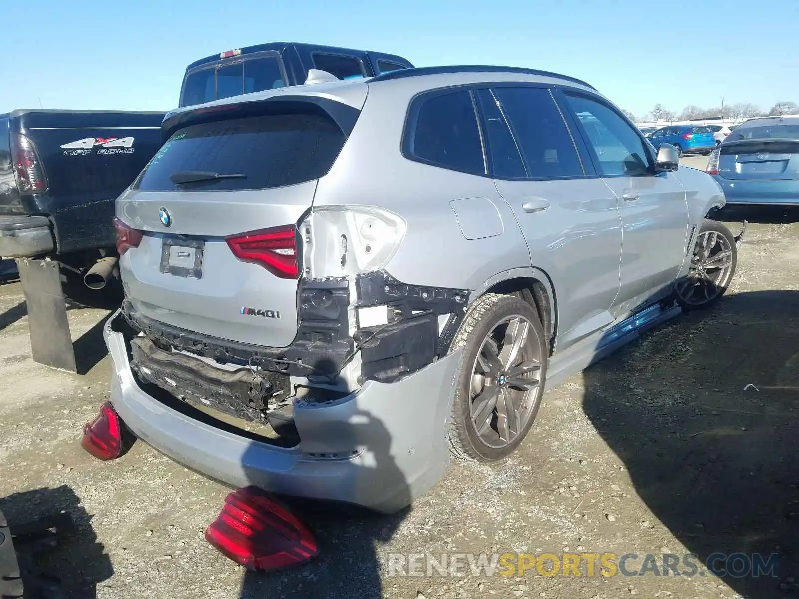 4 Photograph of a damaged car 5UXTY9C03LLE60148 BMW X3 2020