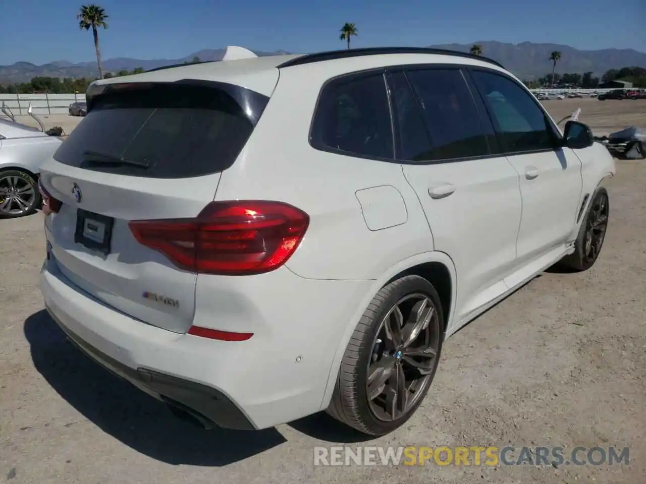 4 Photograph of a damaged car 5UXTY9C04L9B58204 BMW X3 2020