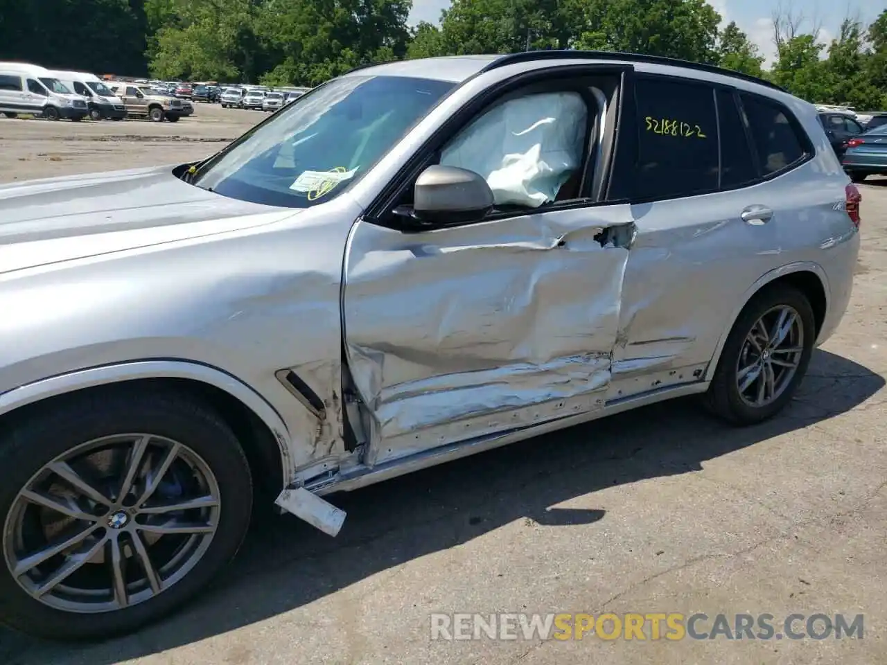 9 Photograph of a damaged car 5UXTY9C04L9D35320 BMW X3 2020