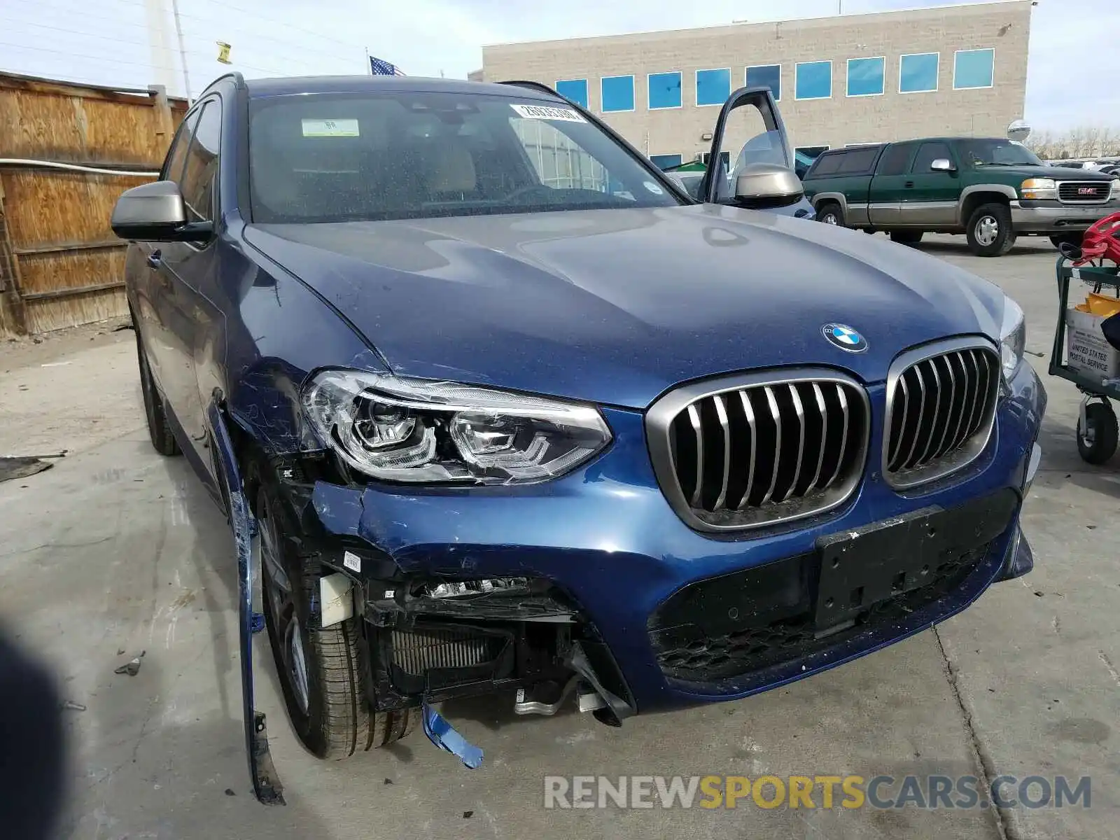 1 Photograph of a damaged car 5UXTY9C07L9B20420 BMW X3 2020