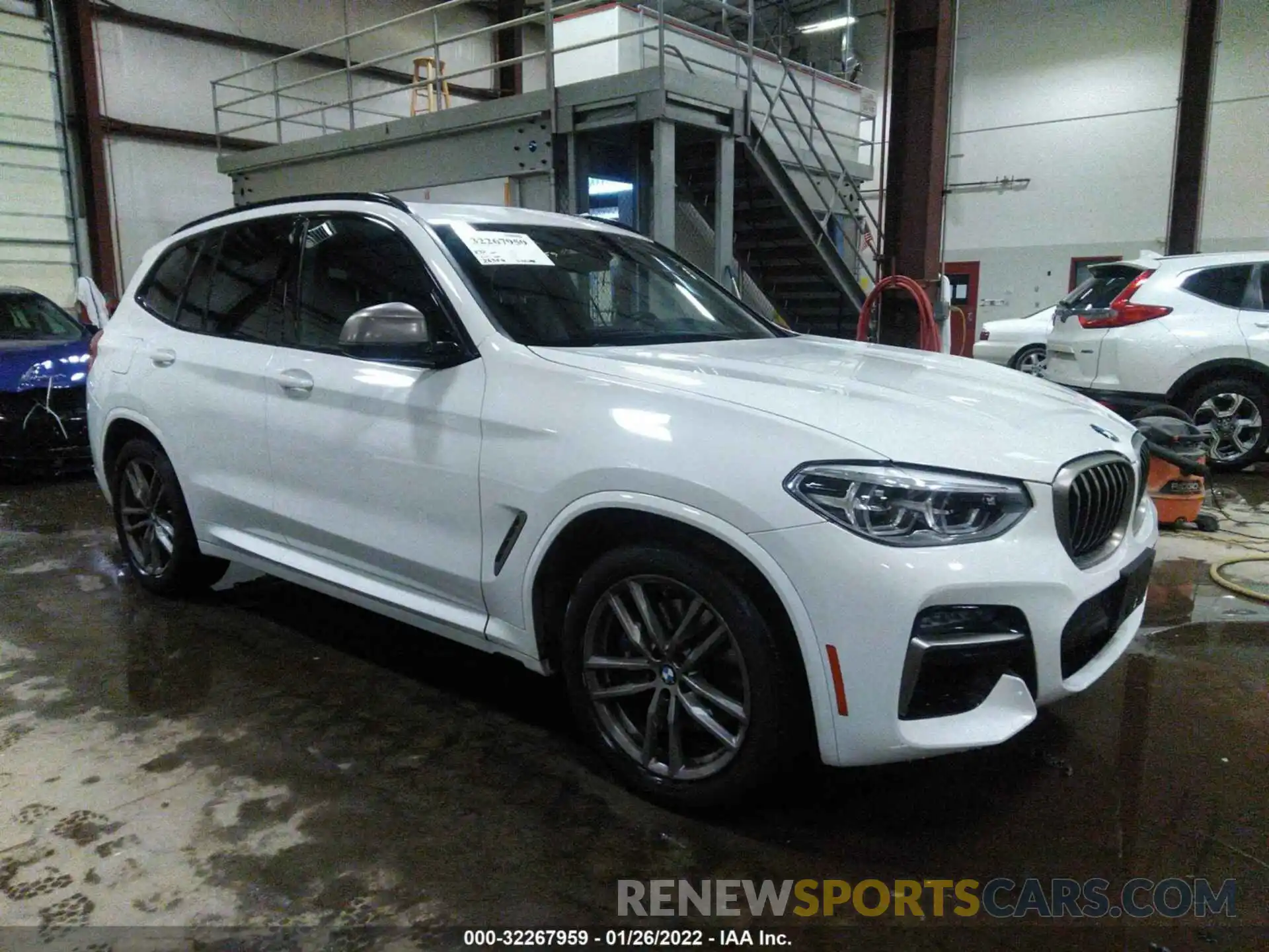 1 Фотография поврежденного автомобиля 5UXTY9C08LLE59688 BMW X3 2020