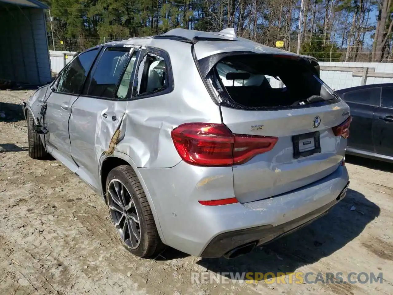 3 Photograph of a damaged car 5UXTY9C09LL304225 BMW X3 2020