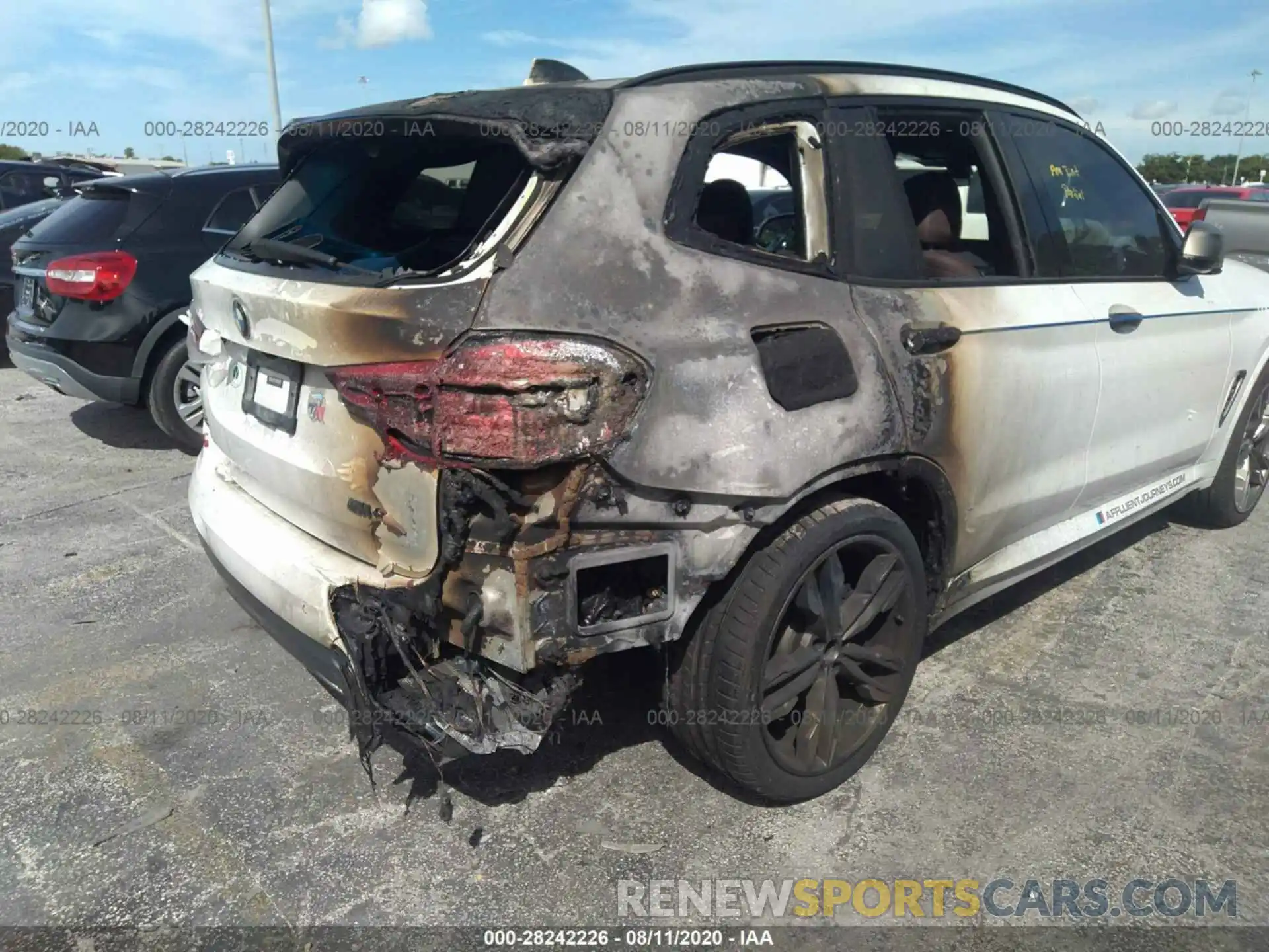 6 Photograph of a damaged car 5UXTY9C0XL9B64072 BMW X3 2020