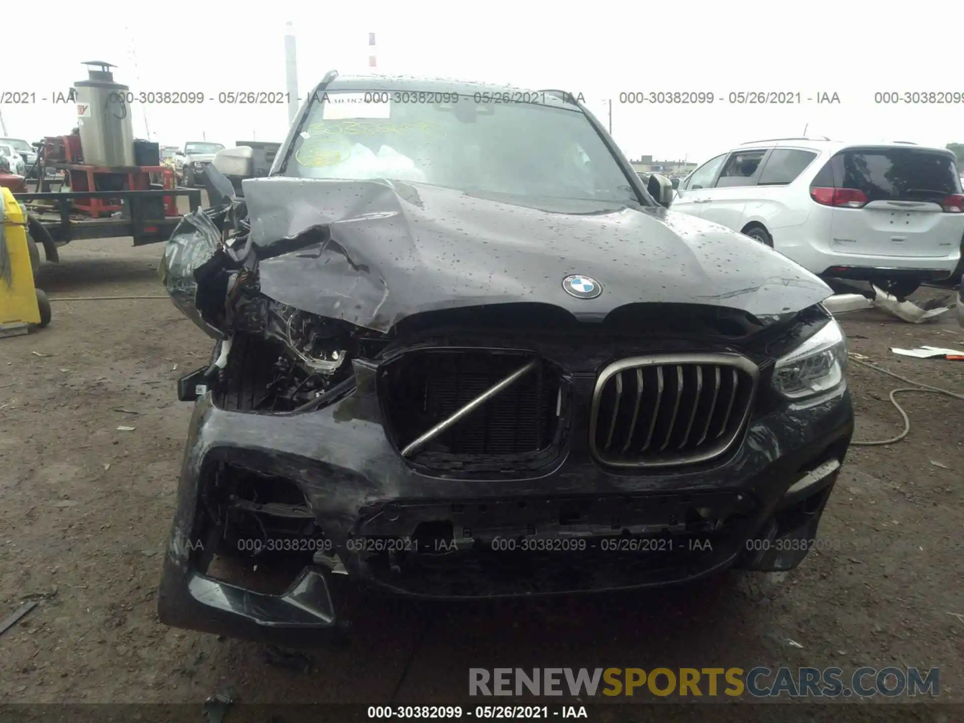 6 Photograph of a damaged car 5UXTY9C0XL9C69453 BMW X3 2020