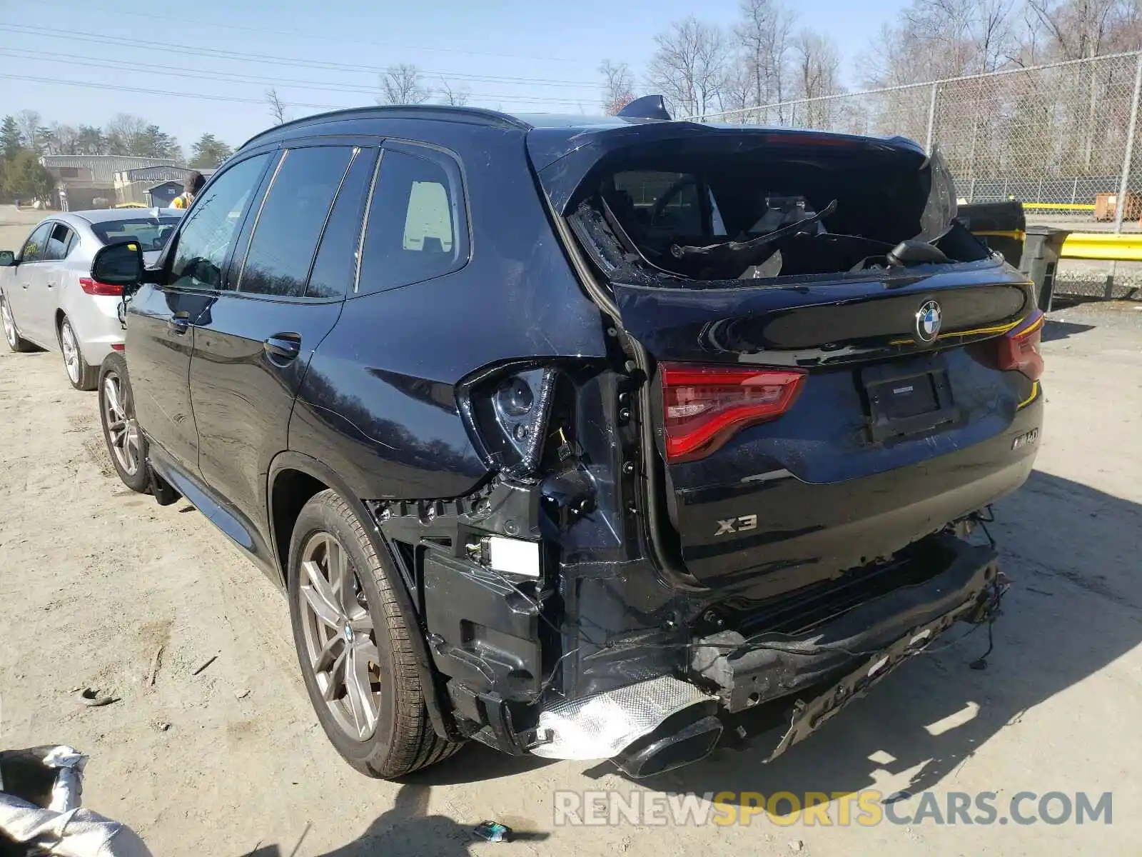 3 Photograph of a damaged car 5UXTY9C0XL9C90318 BMW X3 2020