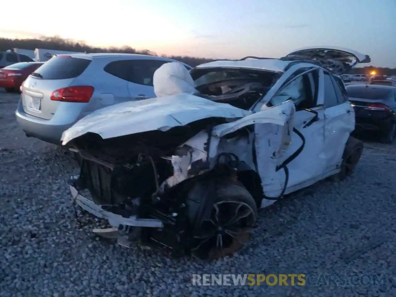 2 Photograph of a damaged car 5YMTS0C00LLT11070 BMW X3 2020