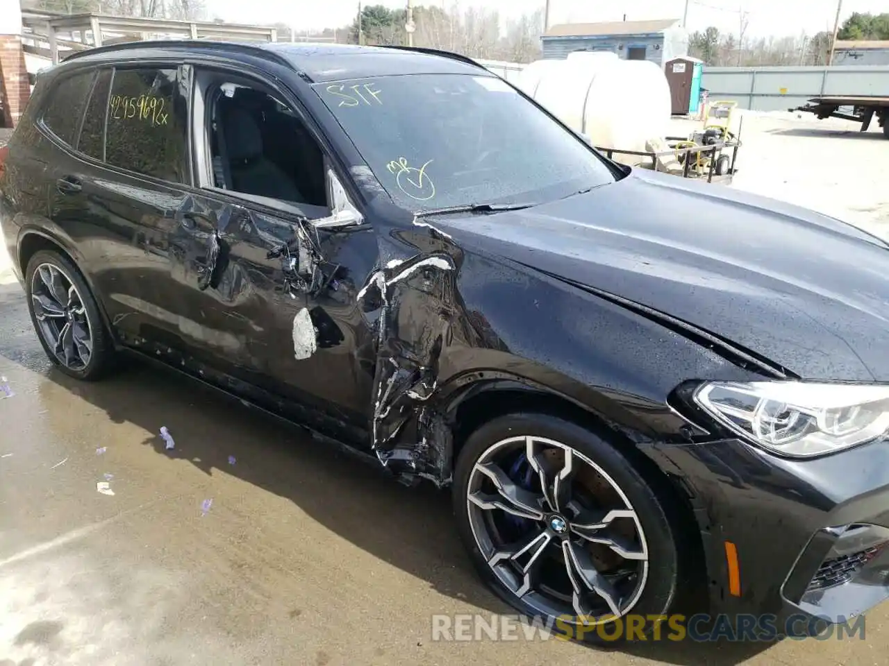 9 Photograph of a damaged car 5YMTS0C01LLT10719 BMW X3 2020