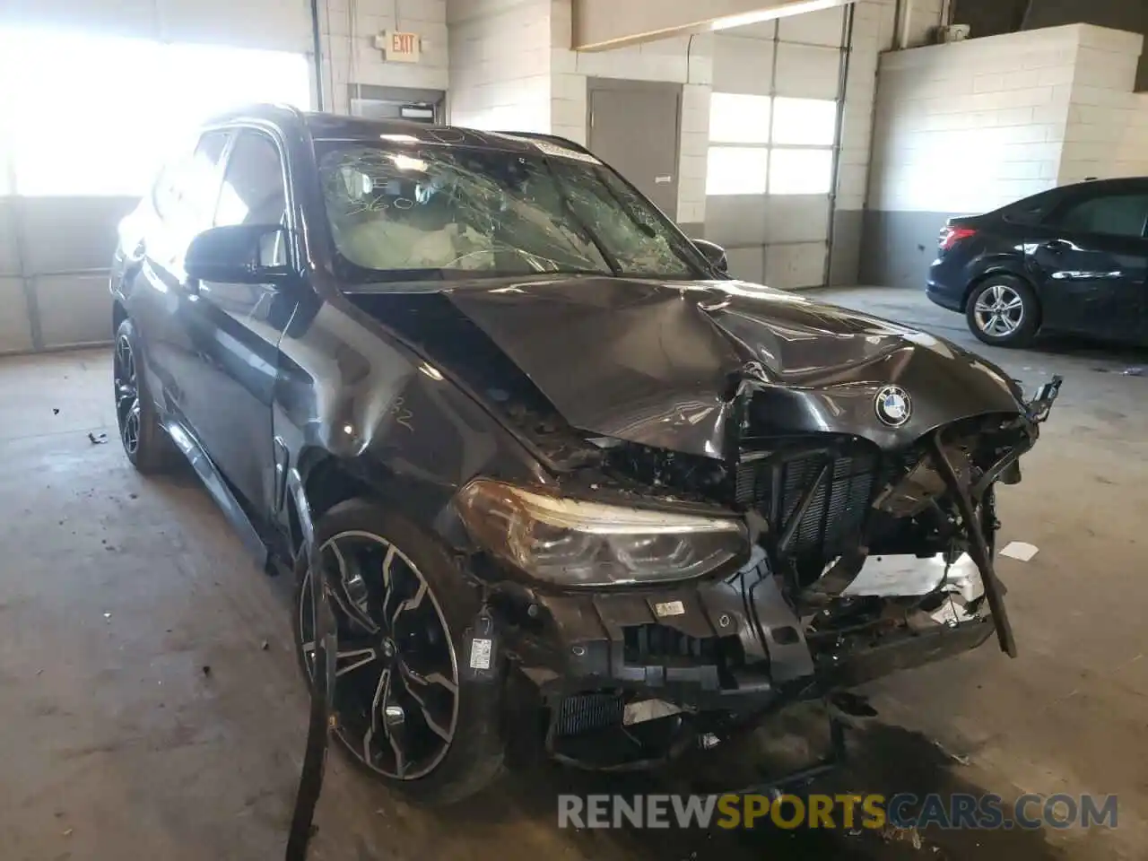 1 Photograph of a damaged car 5YMTS0C03L9B20890 BMW X3 2020