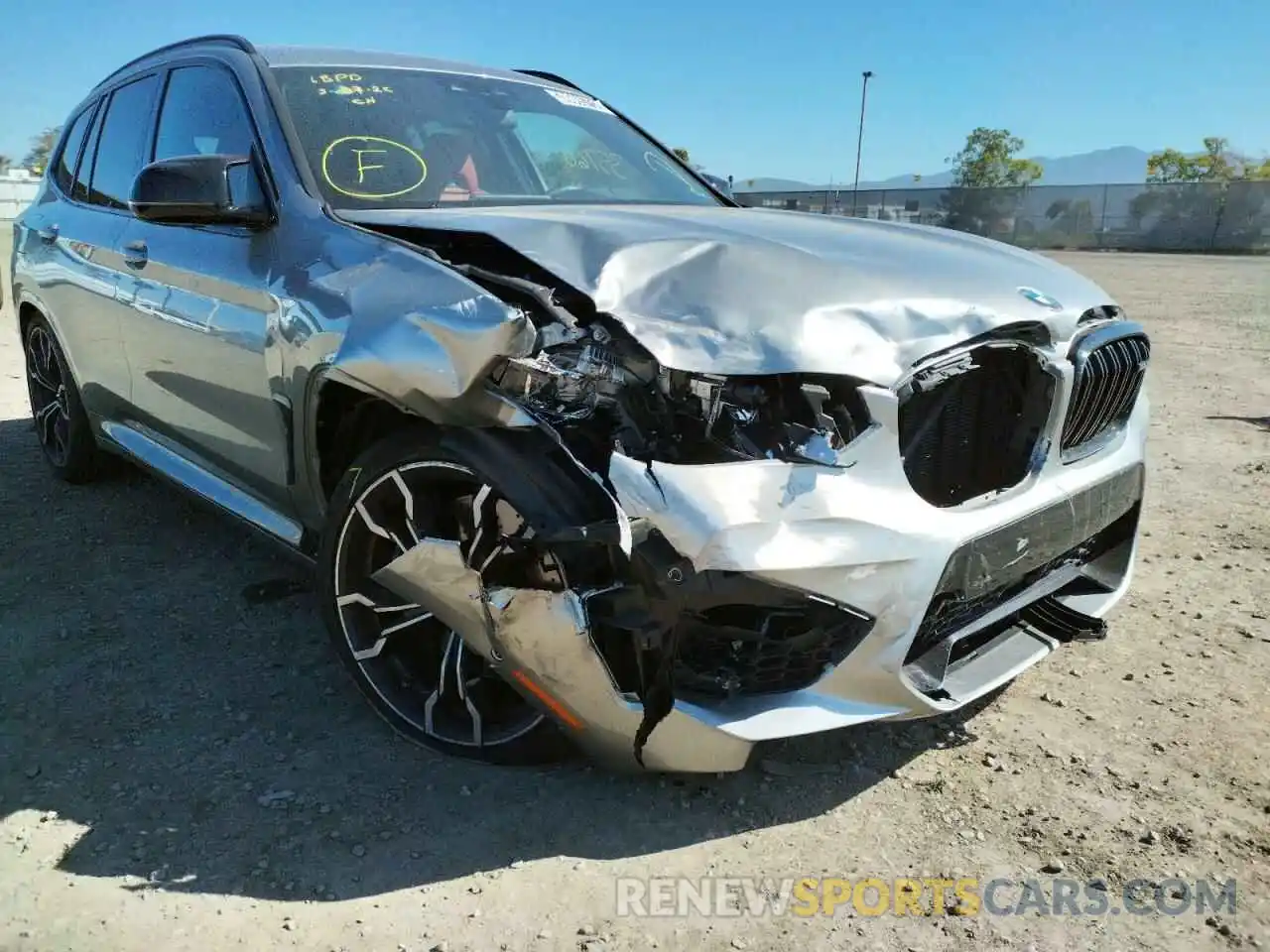 9 Photograph of a damaged car 5YMTS0C04LLT10682 BMW X3 2020