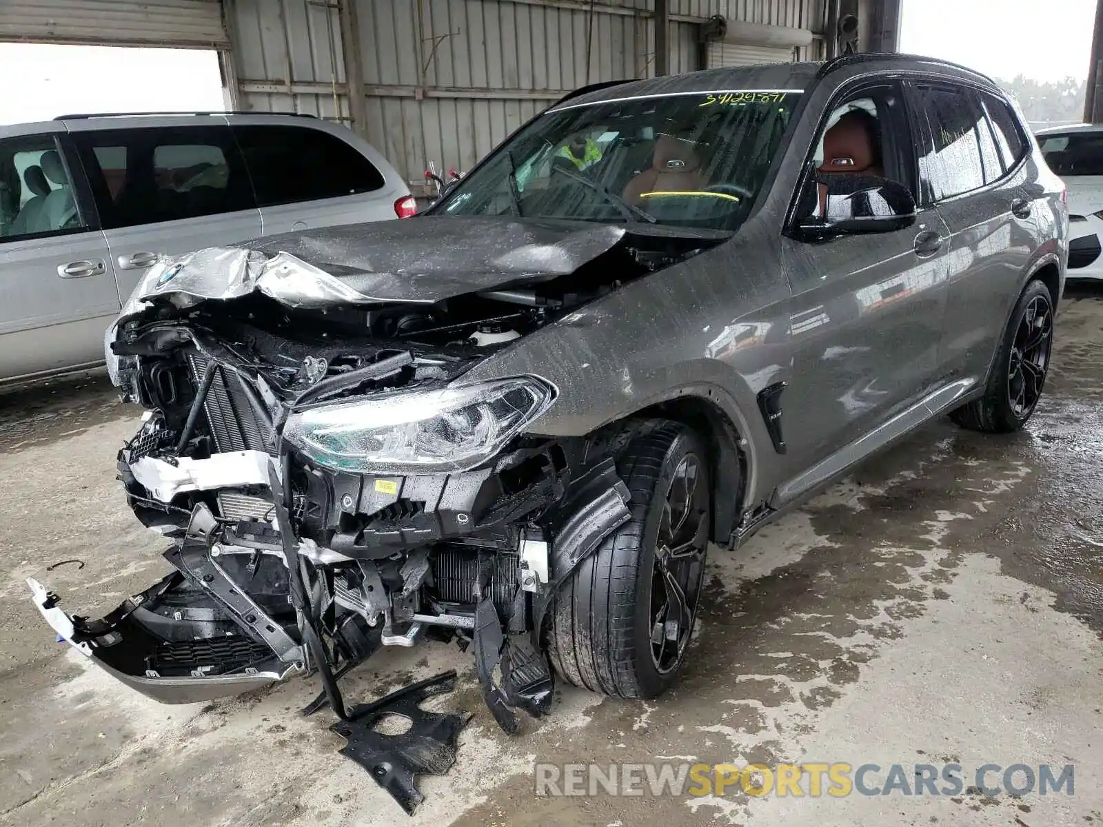 2 Фотография поврежденного автомобиля 5YMTS0C05LLT09945 BMW X3 2020