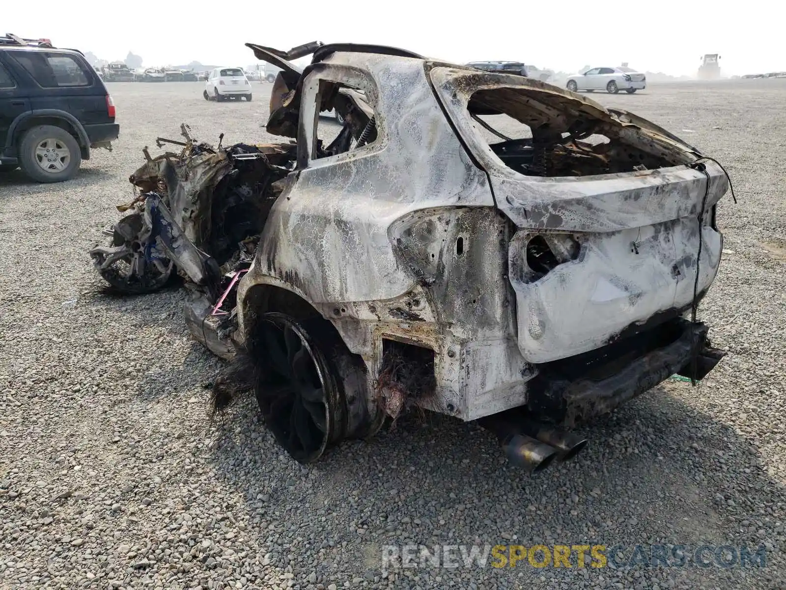 3 Photograph of a damaged car 5YMTS0C07L9B06507 BMW X3 2020