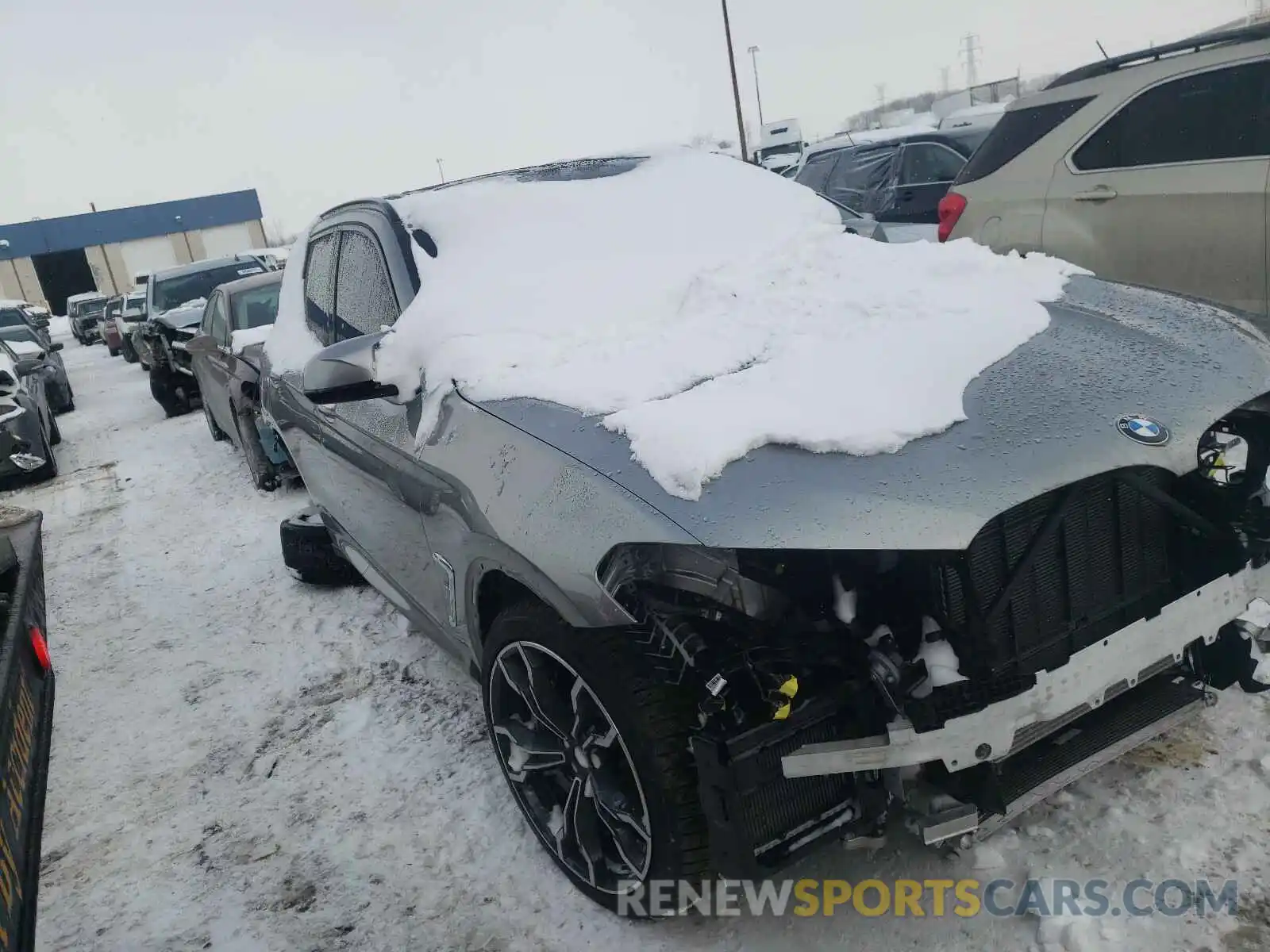 1 Photograph of a damaged car 5YMTS0C07L9B65444 BMW X3 2020