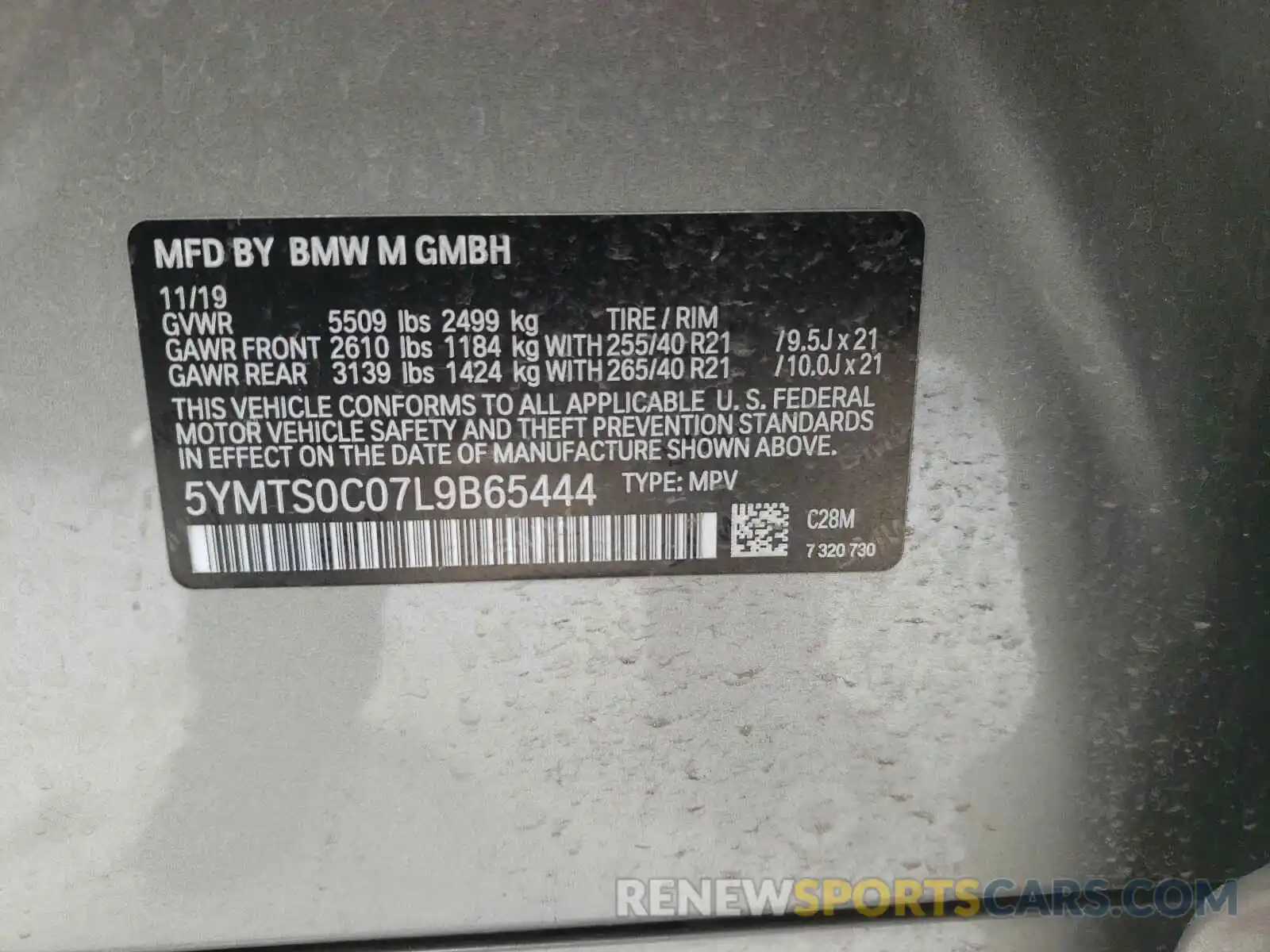 10 Photograph of a damaged car 5YMTS0C07L9B65444 BMW X3 2020
