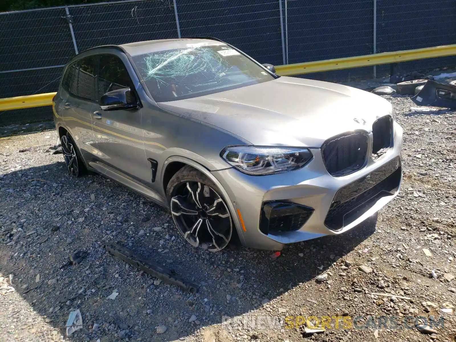 1 Photograph of a damaged car 5YMTS0C07LLT10403 BMW X3 2020