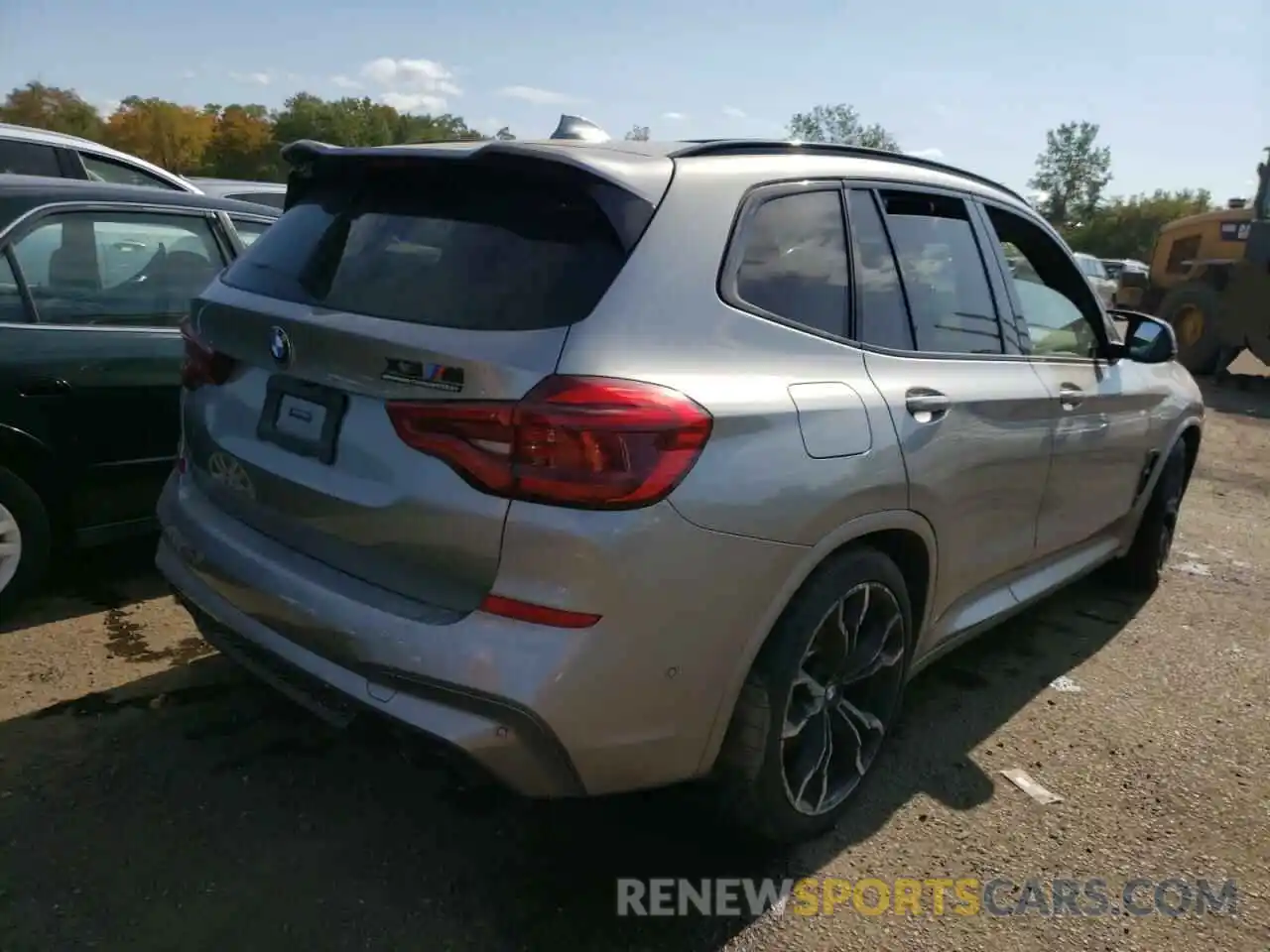 4 Photograph of a damaged car 5YMTS0C09L9B12079 BMW X3 2020