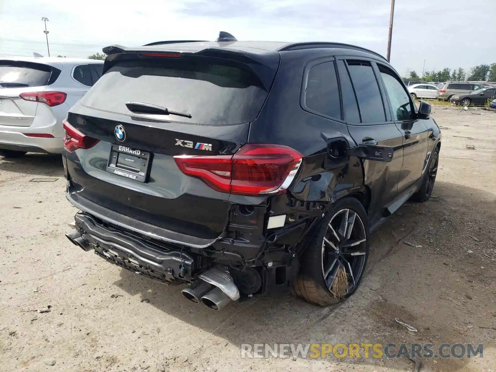 4 Photograph of a damaged car 5YMTS0C09L9B47155 BMW X3 2020