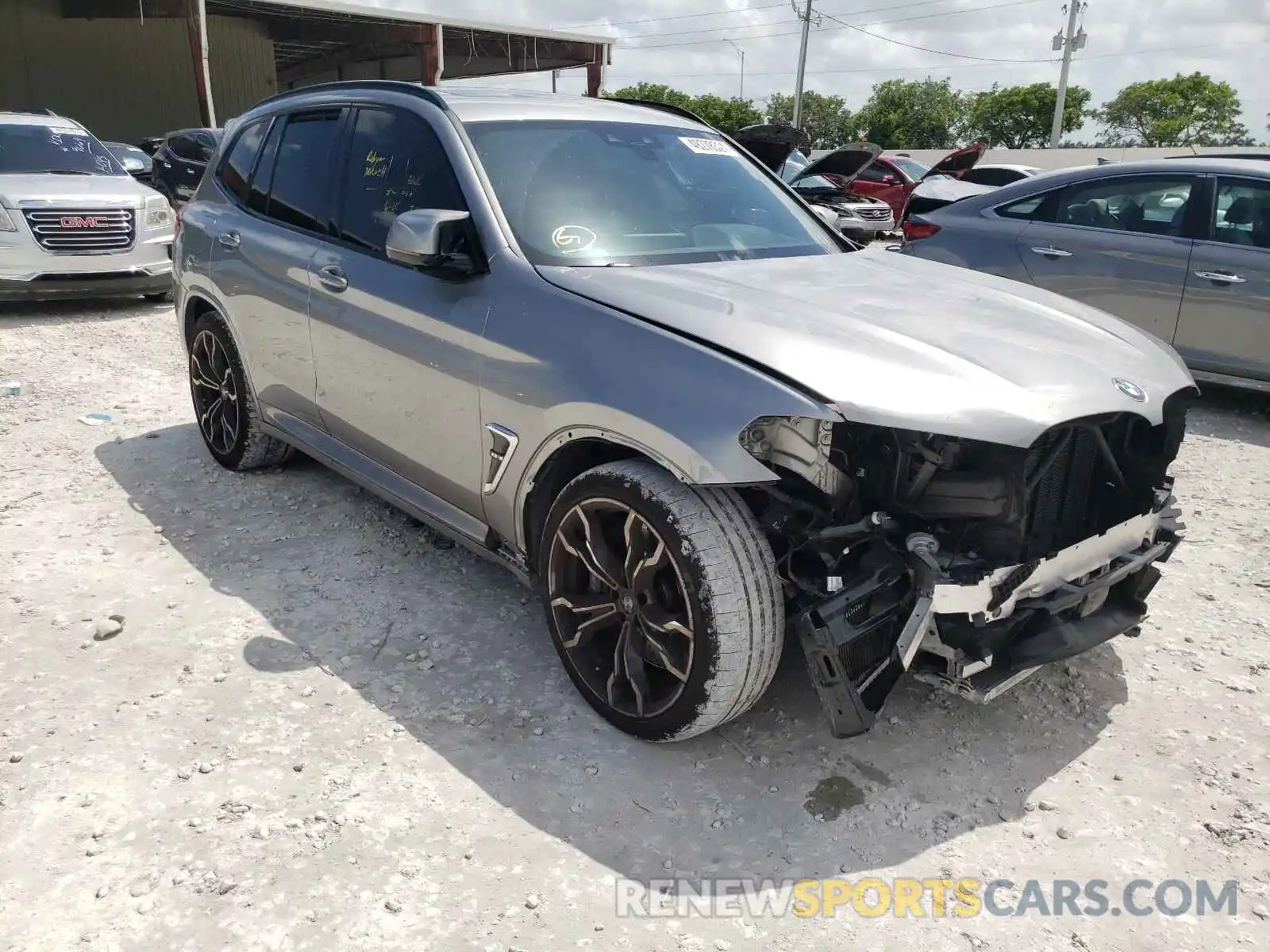 1 Photograph of a damaged car 5YMTS0C0XL9B46421 BMW X3 2020