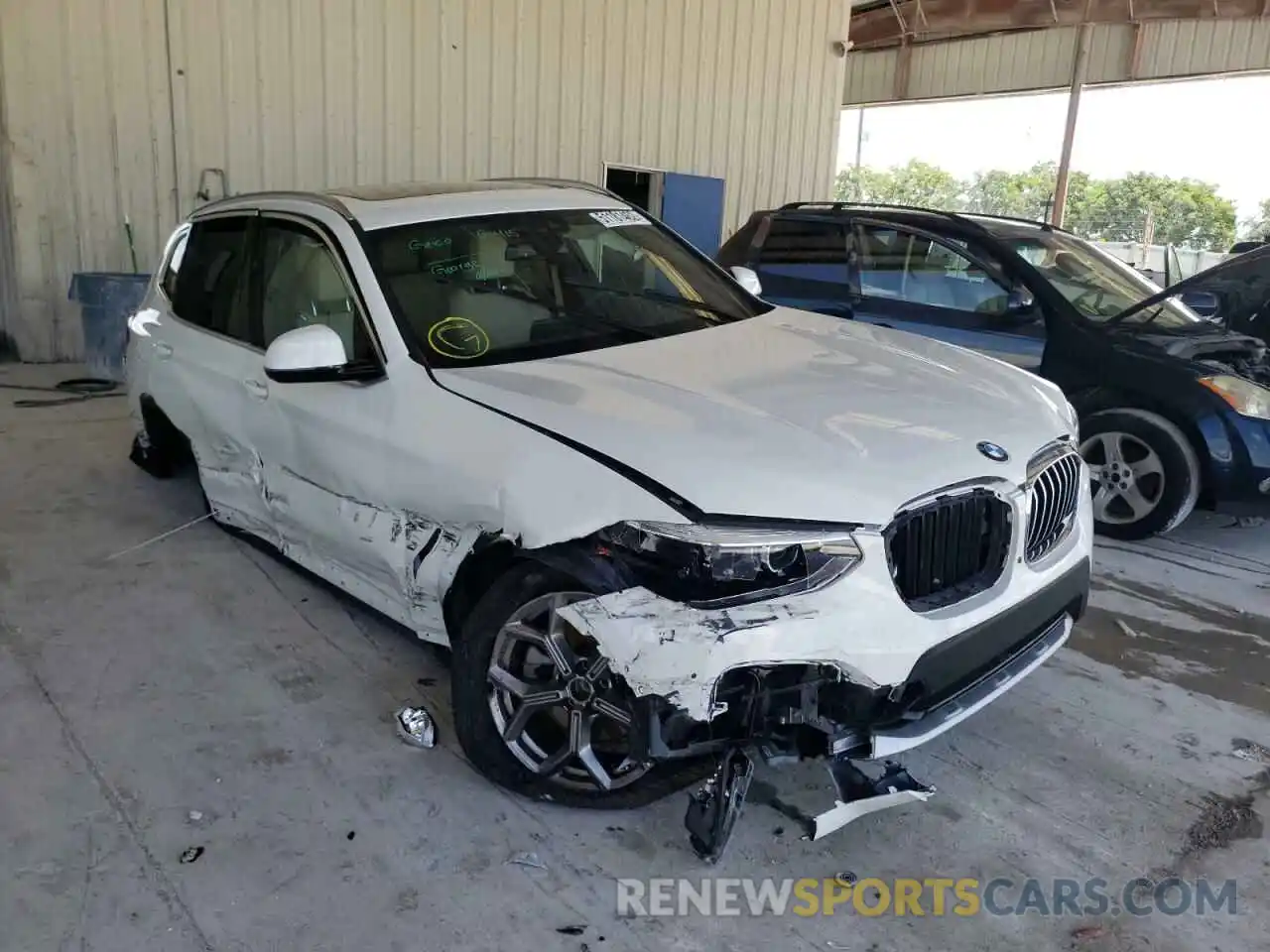 1 Photograph of a damaged car 5UXTS1C01M9E00032 BMW X3 2021