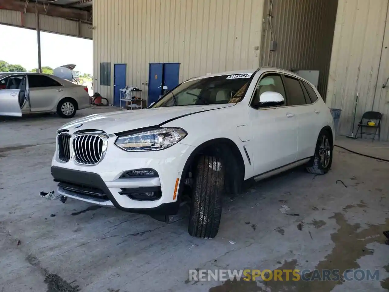 2 Фотография поврежденного автомобиля 5UXTS1C01M9E00032 BMW X3 2021