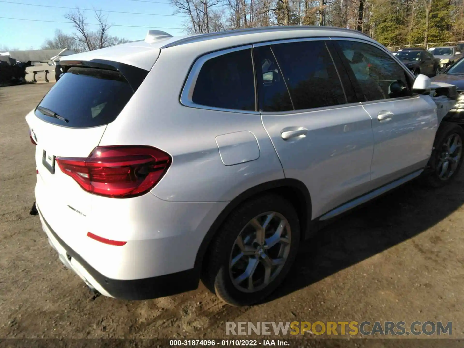 4 Photograph of a damaged car 5UXTS1C01M9E20975 BMW X3 2021